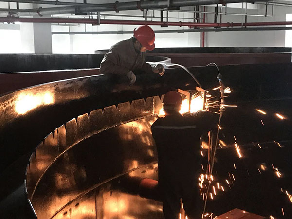 光伏切割、開(kāi)方廢水處理施工現(xiàn)場(chǎng)